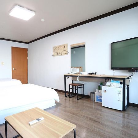 Time Motel Gangneung Exterior foto