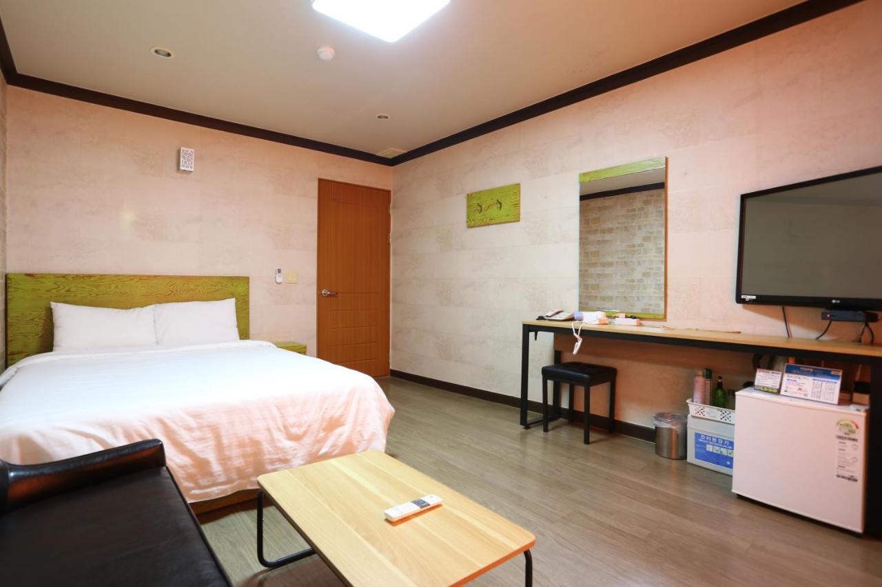 Time Motel Gangneung Exterior foto